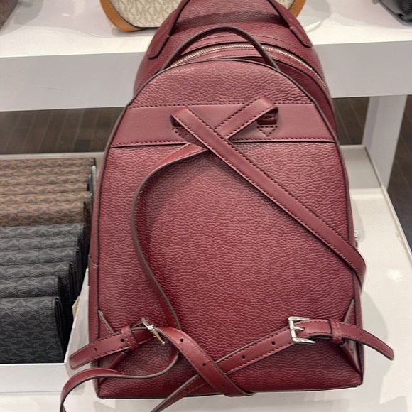 Michael Kors Women's Valerie Medium Pebbled Leather Backpack Merlot 
NWT - Picture 4 of 16